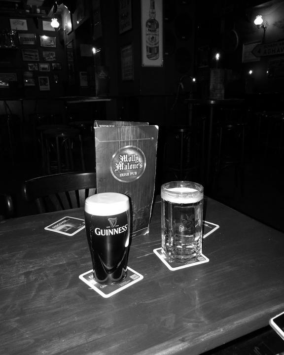 Molly Mallone's Irish Pub